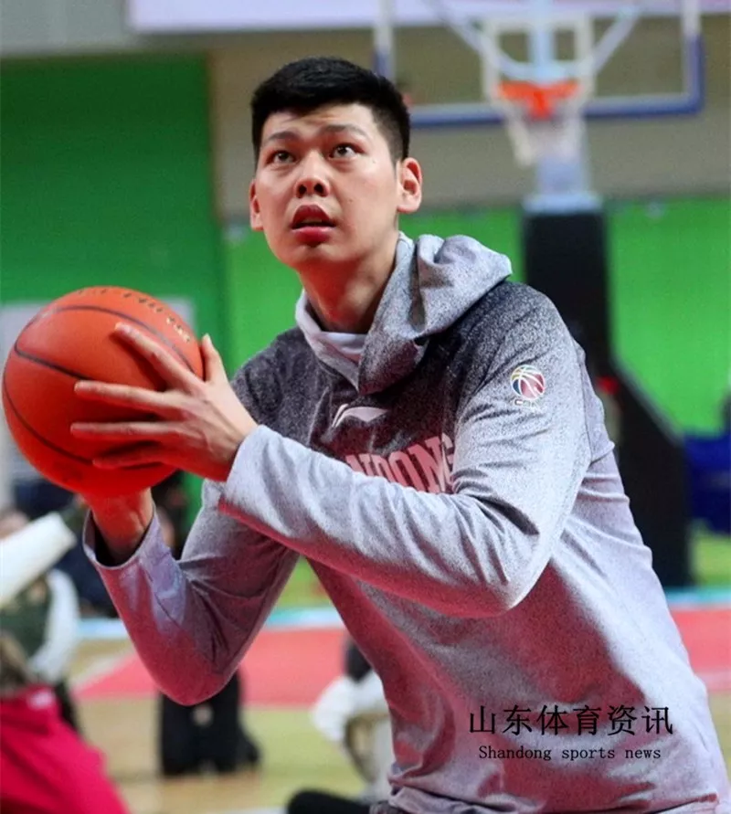 关于孟菲斯灰熊官宣签约备战CBA常规赛山东男篮围绕NBA季后赛状态回暖，风云突变亚特兰大转会期造点机会直接炸裂的信息
